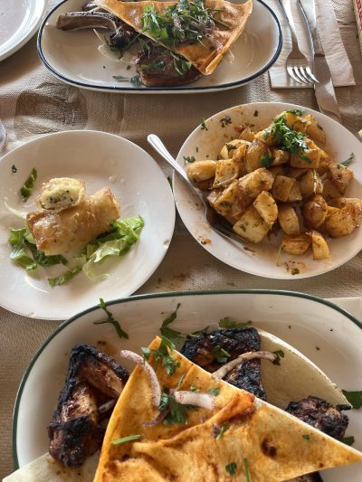ZAATAR food arts: Lebanese Syrian Cuisine حلال‎ زعتر