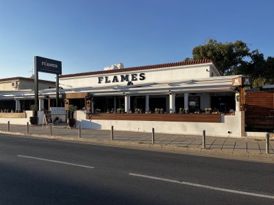 Flames restaurant and bar