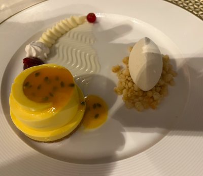 Ezra Fine Dining Restaurant (Adults Only)