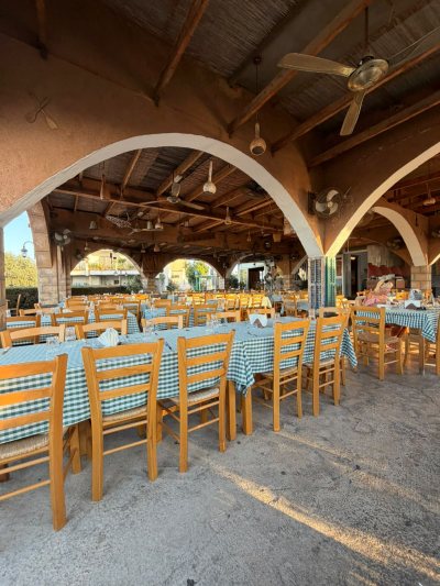 Costaris Restaurant