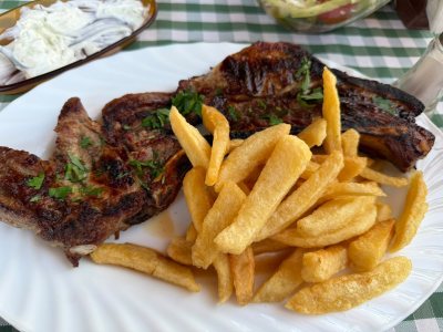 Costaris Restaurant