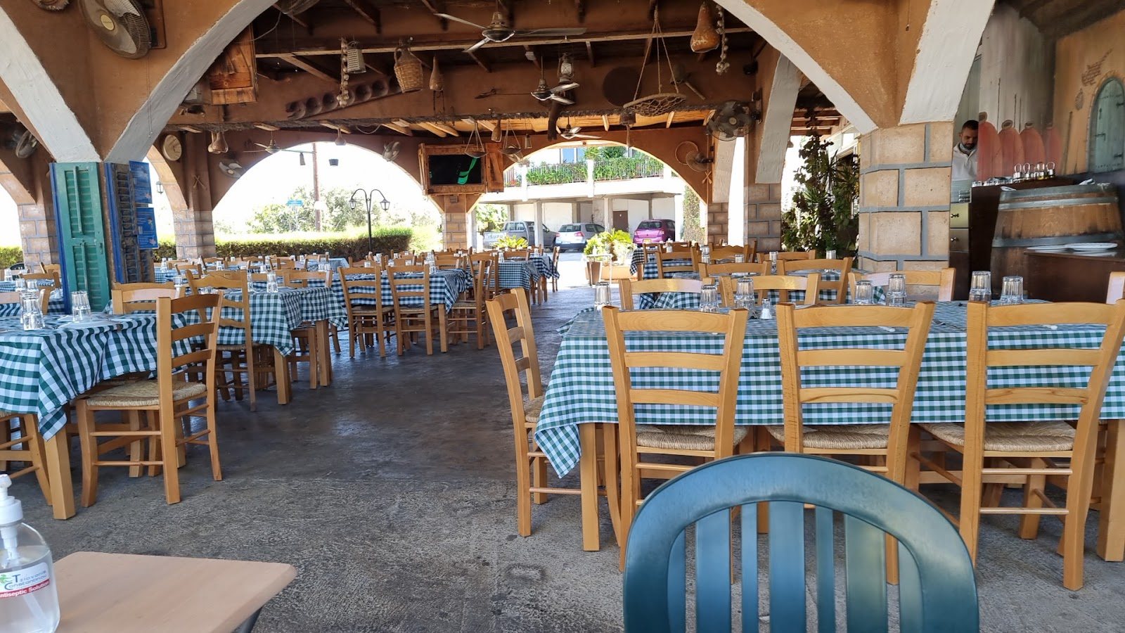 Costaris Restaurant