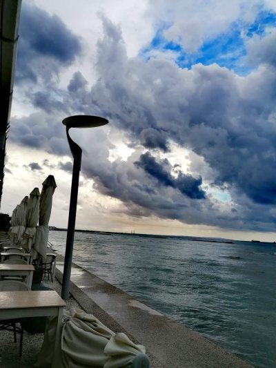 Mer bleue restaurant