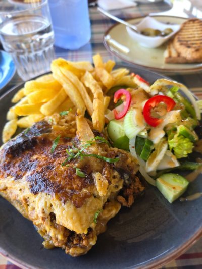 Axartis Restaurant