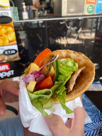Λαδόκολλα Greek Gyros