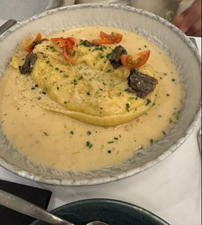 Elia Restaurant