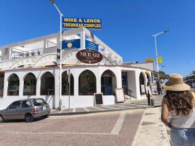 Meraki Tavern