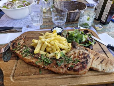 Meraki Tavern