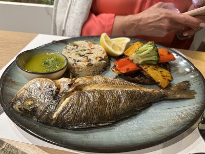 AHINOS Mediterranean & Sushi