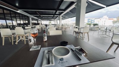 AHINOS Mediterranean & Sushi
