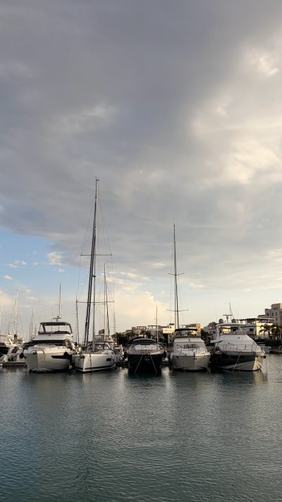 Pyxida Fish Tavern (Limassol Marina)