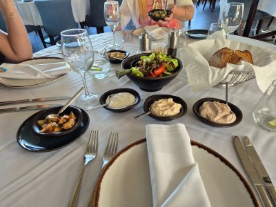 Pyxida Fish Tavern (Limassol Marina)
