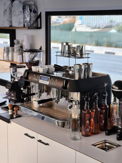 Estratra Yard Cafe Drive Through