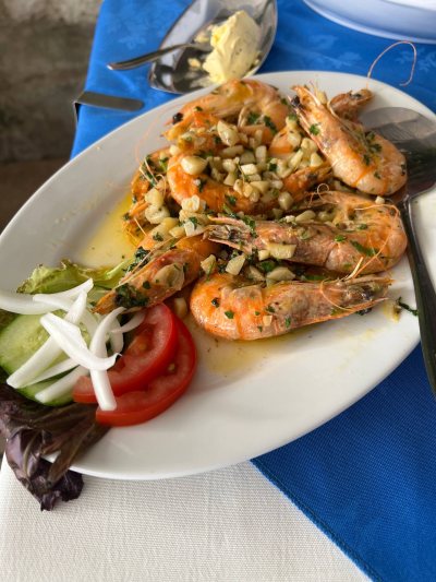 Salamis Restaurant, Fish Tavern & Sports Bar
