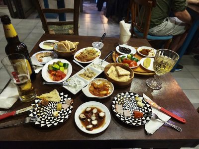 Το Αραξοβόλι (To Araxovoli)