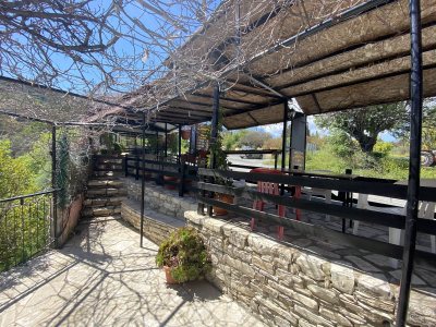 Panadentro Tavern
