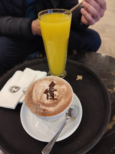 Caffè Nero Mackenzie