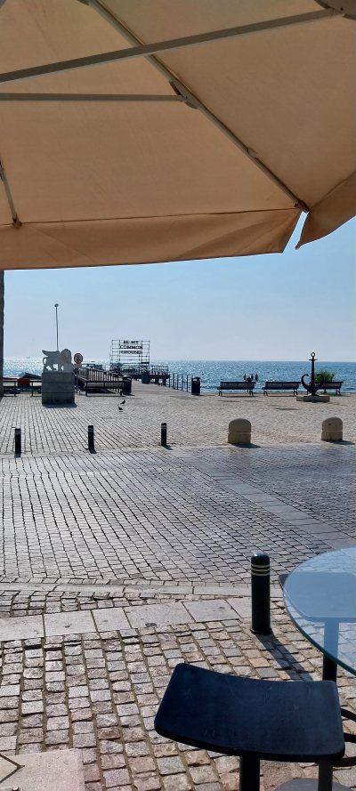 Coffee Island Finikoudes
