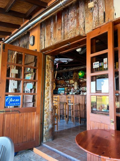 Surf & Sports Snack Bar