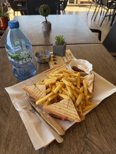 Aroma Cafe